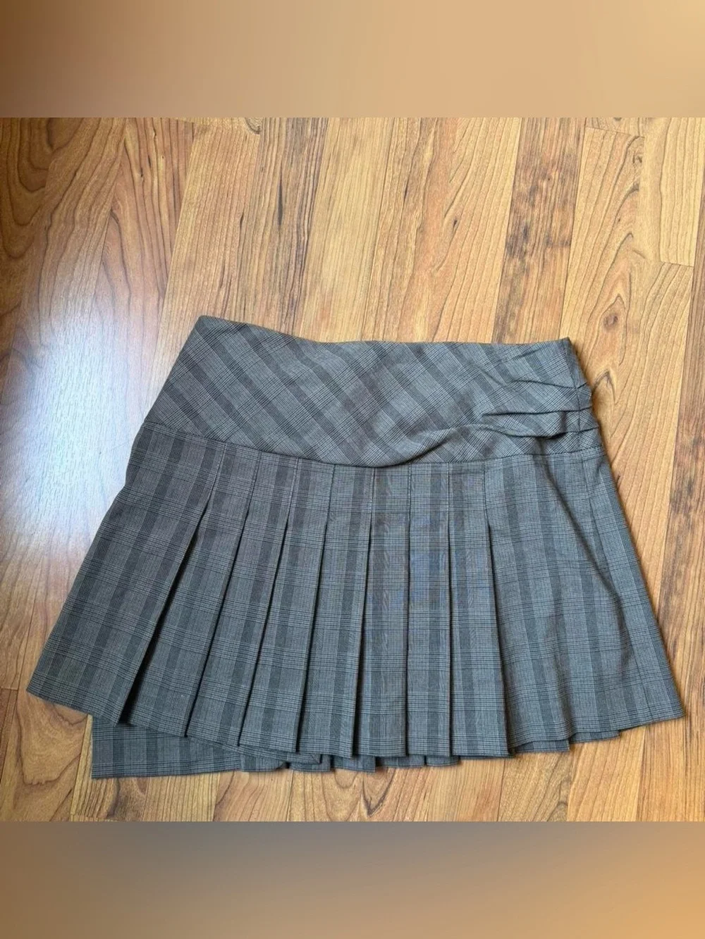 VTG Y2K Grey‎ Plaid Pleated Skirt Made in Italy by Class